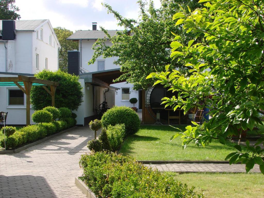 Pension Middel Binz Buitenkant foto