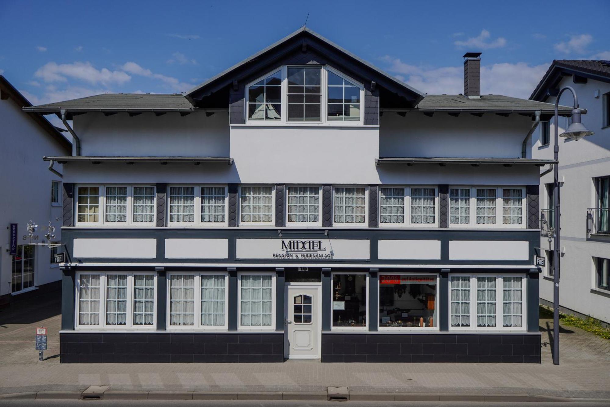 Pension Middel Binz Buitenkant foto
