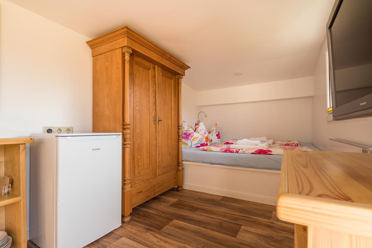 Pension Middel Binz Buitenkant foto
